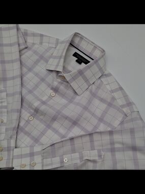 Banana Republic Men’s Lavender Check Dress Shirt